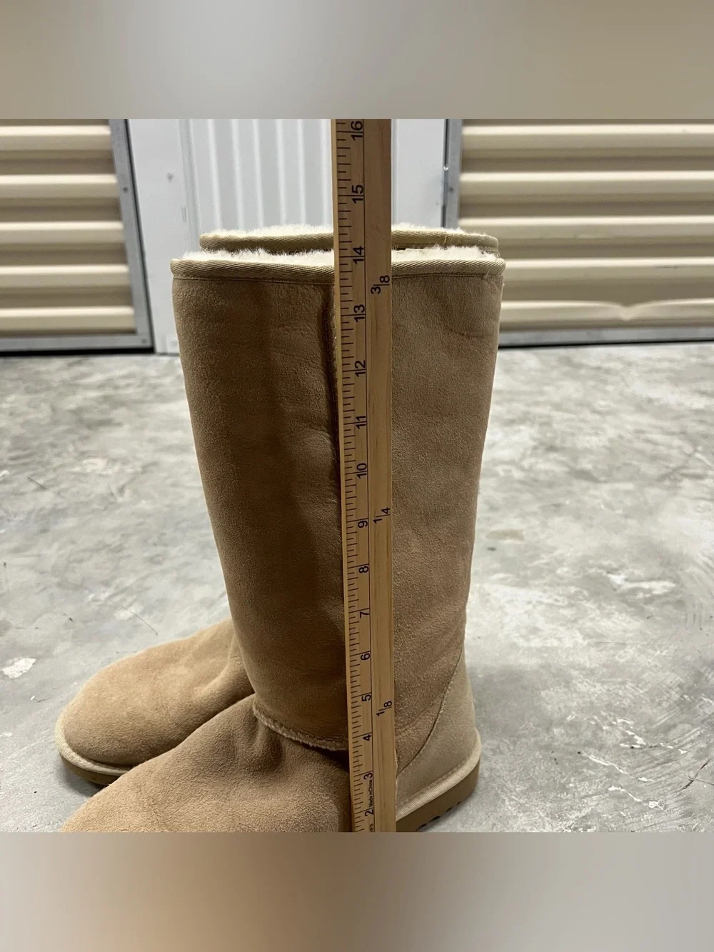 UGG Classic Tall Women’s Suede & Shearling Over the Calf Boot Beige NEW Size 9